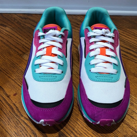 PUMA Style Rider Hyper Prep Women’s Sz 6 in Immaculate Condition! - Picture 2 of 8